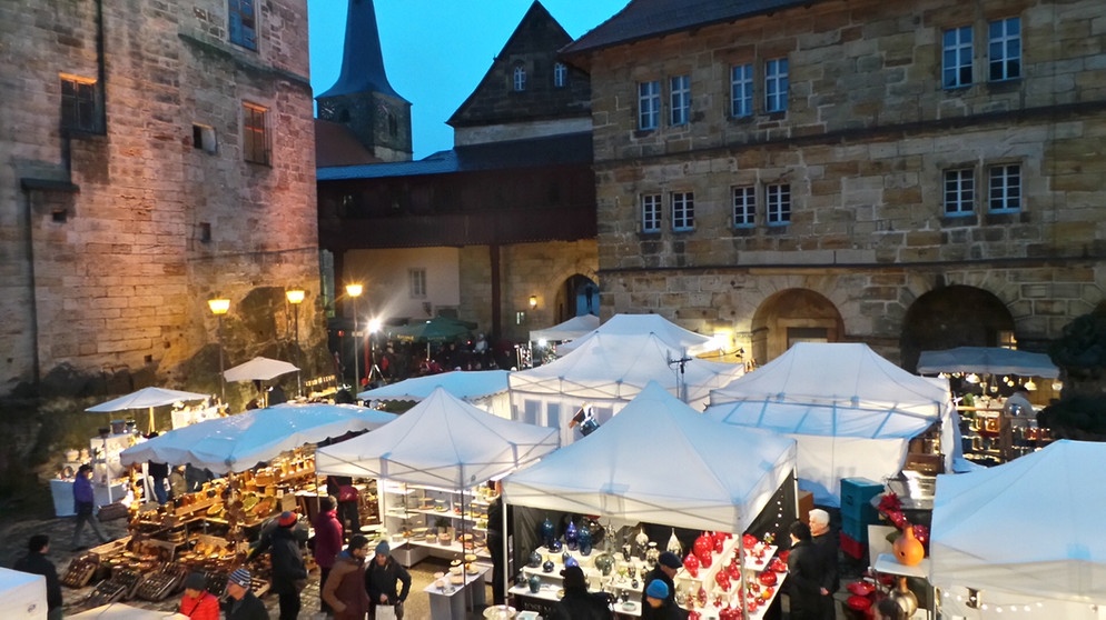 Weihnachtsmarkt Schloss Thurnau | Bild: BR-Studio Franken/Julia Fleiner