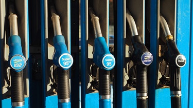 Benzinpreise Ölförderung | Bild: picture alliance / Wolfram Steinberg