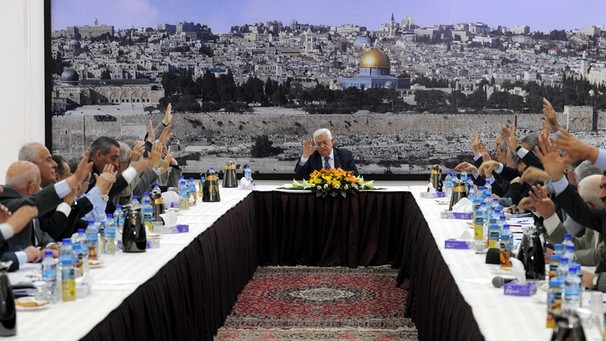 1. April 2014: Palästinenser stimmen für Beitritt zu 15 internationalen Abkommen | Bild: picture-alliance/dpa