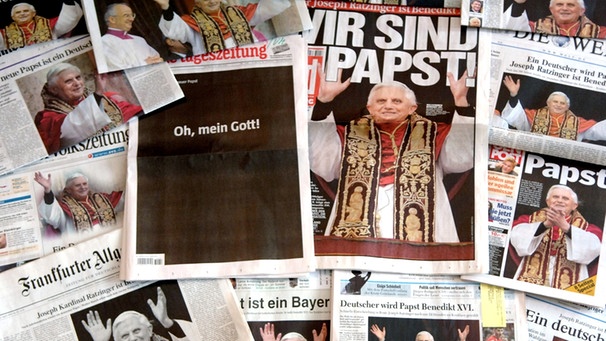 Presse-Schlagzeilen nach der Papst-Wahl 2005 | Bild: picture-alliance/dpa