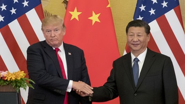 US-Präsident Trump mit Chinas Präsident Xi in Peking | Bild: dpa/picture-alliance/Andrew Harnik