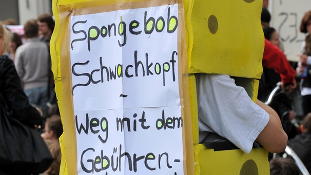 Demo in München gegen Studiengebühren im Jahr 2009 | Bild: picture-alliance/dpa