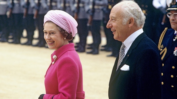 22. Mai 1978: Queen Elizabeth II. und Walter Scheel | Bild: picture-alliance/dpa