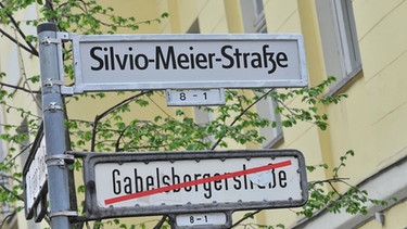 Silvio-Meier-Straße in Berlin, benannt nach einem von Neonazis Ermordeten | Bild: picture-alliance/dpa