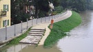 Mobiler Hochwasserschutz an der Donau in Regensburg | Bild: Wasserwirtschaftsamt Regensburg