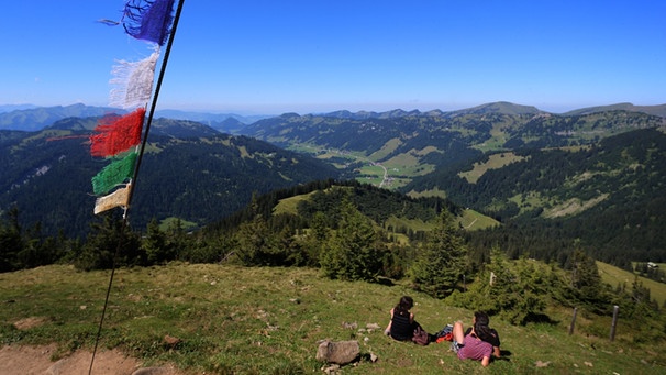 Blick vom Gipfel vom Riedberger Horn in Richtung Balderschwang | Bild: picture-alliance/dpa