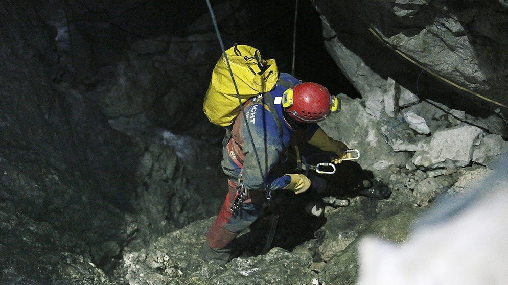 Rettungseinsatz in der Riesending-Höhle | Bild: BRK BGL