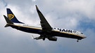 Ryanair-Jet im Landeanflug | Bild: picture-alliance/dpa