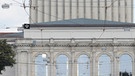 Die Fassade des Augsburger Stadttheaters mit dem Bühnenturm im Hintergrund | Bild: picture-alliance/dpa