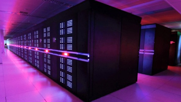 Für Supercomputer wie den Tianhe-2 im National Super Computer Center im chinesischen Guangzhou spielt die energieeffizienz der Chips eine große Rolle. | Bild: picture-alliance/dpa