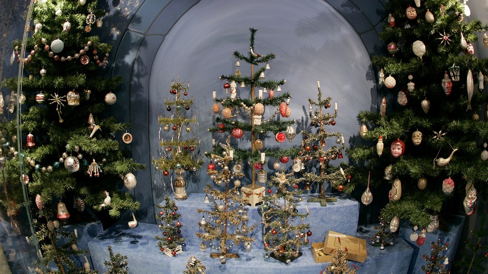 Miniatur-Weihnachtsbäumchen (Ende des 19. Jahrhunderts)  | Bild: picture-alliance/dpa