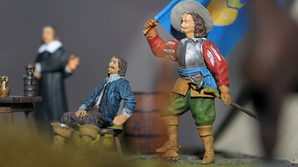 Mit Zinnfiguren nachgestellte Szene aus dem Dreißigjährigen Krieg | Bild: picture-alliance/dpa