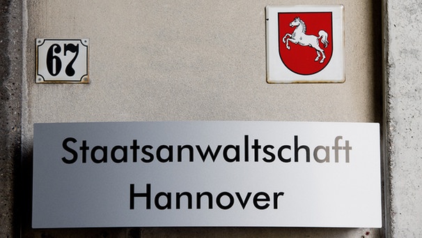 Das Schild der Staatsanwaltschaft Hannover | Bild: picture-alliance/dpa