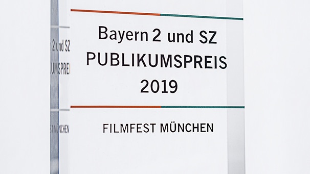 Trophäe des Bayern 2- und SZ-Publikumspreises 2019 | Bild: BR