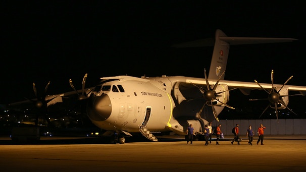 Archiv: Ein türkischer Airbus A440M nach der Rückkehr vom einem Einsatz in Syrien  | Bild: picture-alliance/dpa