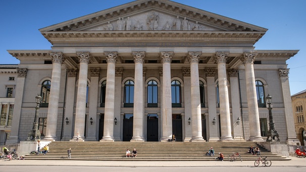 Die Bayerische Staatsoper in München | Bild: dpa-Bildfunk/Peter Kneffel