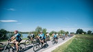 Teilnehmer bei der BR-Radltour 2017 auf der 1. Etappe in Gunzenhausen. | Bild: BR/Simon Heimbuchner