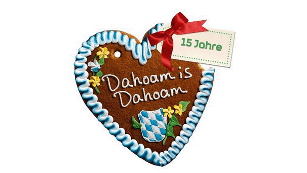 Logo 15 Jahre "Dahoam is Dahoam"  | Bild: BR