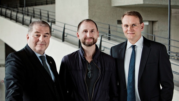 Regisseur Thomas Berger (Mitte) mit Erwin Steinhauer und Devid Striesow | Bild: BR