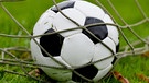 Fußball Symbolbild | Bild: dpa/picture alliance