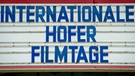 Anschlag an einem Kino in Hof: Internationale Hofer Filmtage | Bild: picture-alliance/dpa