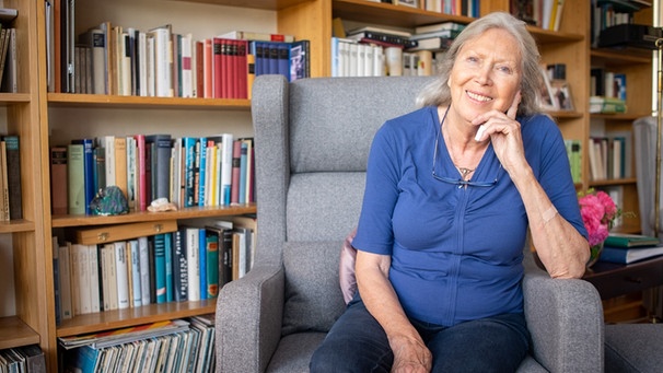 Gisela Heidenreich ist in einem Lebensborn-Heim in Norwegen zur Welt gekommen und ein Leben lang mit ihrer Familiengeschichte beschäftigte.  | Bild: BR/Marie Wald