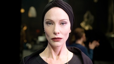 Szene aus "Manifesto" mit Cate Blanchett | Bild: BR/Julian Rosefeldt