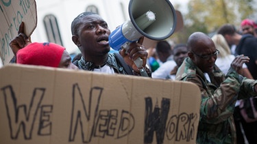 Arbeitsverbot für Flüchtlinge | Bild: imago (Christian Mang)