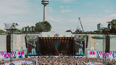 Auftritt vom LEA im Olympiastadion beim Superbloom Festival 2022 in München | Bild: Superbloom Festival