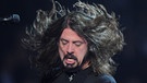 Dave Grohl and the Foo Fighters performs during the MTV Europe Music Awards at the O2 World in Berlin, Germany, Thursday, 5 November 2009. MTV choose the city of Berlin as 2009 marks the 20th anniversary of the fall of the Berlin Wall. Photo: Rainer Jensen +++(c) dpa - Report+++ | Bild: dpa/picture-alliance