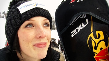 Videostills: Auf der Piste mit Snowboarderin Isabella Laböck | Bild: BR