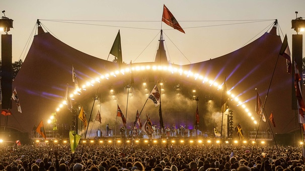 Die Hauptbühne des Roskilde Festival in Dänemark | Bild: picture-alliance/dpa