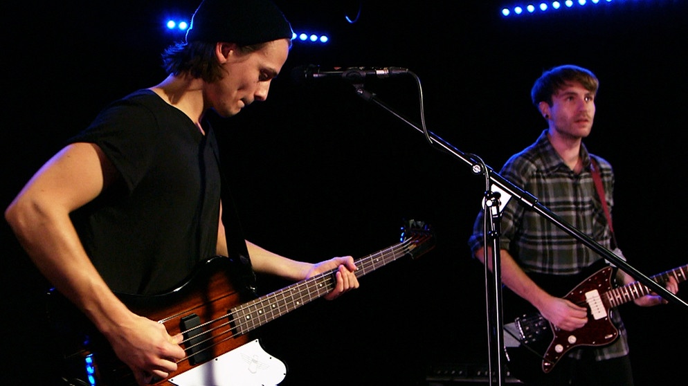 Die Regensburger Slacker-Band Dress spielt "Reply" live im PULS Studio | Bild: BR