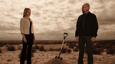 Skyler und Walter in der Wüste | Bild: 2013 Sony Pictures Television Inc.