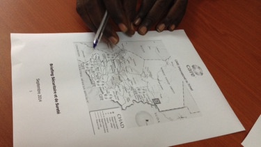 Sicherheitsbriefing für humanitäre Helfer im Tschad | Bild: CARE
