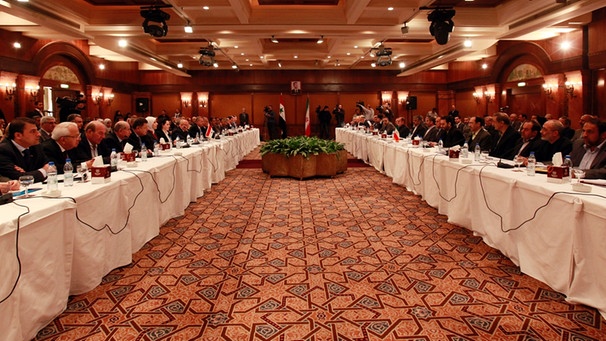 Syrien Zeitstrahl // Treffen zwischen Iran und Syrien | Bild: picture-alliance/dpa