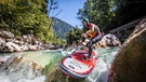 Mario Stecher beim Wildwasser-SUPen | Bild: Starboard/Andi Klotz