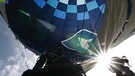 Der BAYERN 1 Ballon mit Passagieren kurz vor dem Start | Bild: BR