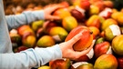 Mango | Bild: mauritius images / Evgeniia Siiankovskaia / Alamy / Alamy Stock Photos