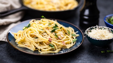 Spaghetti Carbonara mit Kochschinken | Bild: colourbox.com