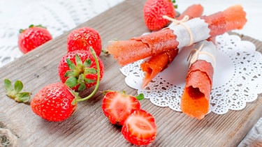 Fruchtleder aus Erdbeeren  | Bild: mauritius-images