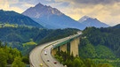 Die Europabrücke der Brennerautobahn | Bild: picture-alliance/dpa