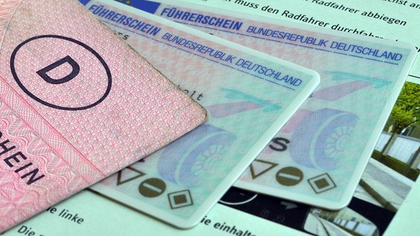 Führerschein-Kosten 2023: So teuer ist die Fahrerlaubnis in Deutschland