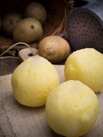 Kartoffelknödel | Bild: mauritius-images
