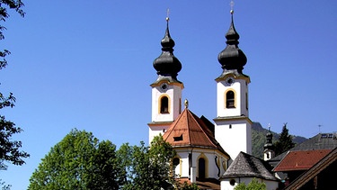 Pfarrkirche in Aschau im Chiemgau  | Bild: Archiv Tourist Information Aschau