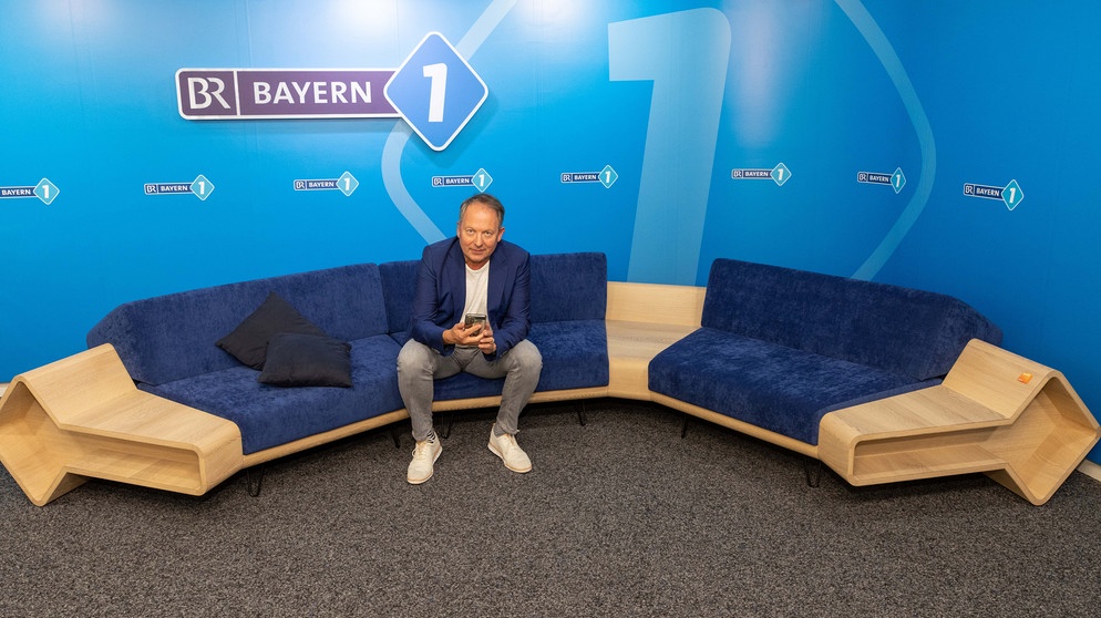 Blaue Couch-Moderator Thorsten Otto | Bild: BR
