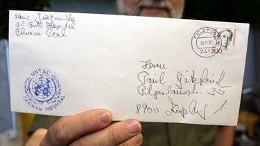 Einer der ersten Feldpostbriefe eines Bundeswehr-Soldaten aus dem Jahr 1992.  | Bild: picture-alliance/dpa