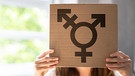 Sexuelle Diversität: Symbol für Transgender - eine Kombination aus "weiblichem" Venus- und "männlichem" Marssymbol mit einem zusätzlichen Arm | Bild: picture alliance / PantherMedia | Andrey Popov