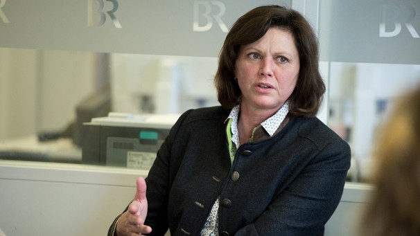 Ilse Aigner (Bayerische Staatsministerin für Wirtschaft und Medien, Energie und Technologie). | Bild: BR/Lisa Hinder