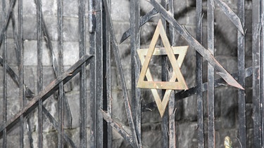KZ Dachau - Davidstern an der jüdischen Synagoge | Bild: BR/Angela Smets